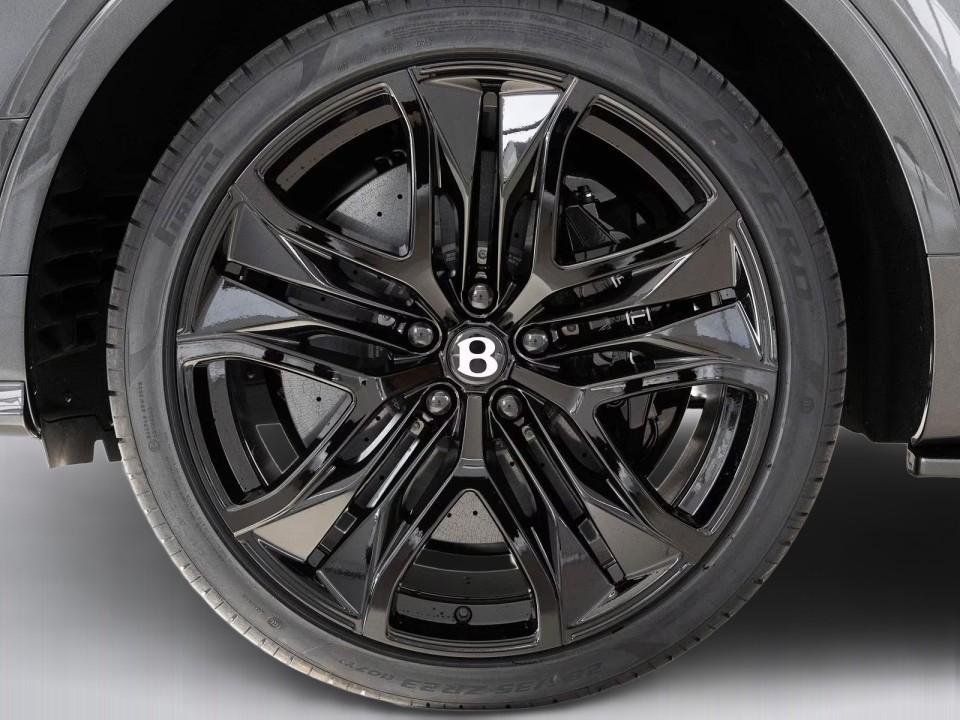 Bentley Bentayga Speed - foto 27