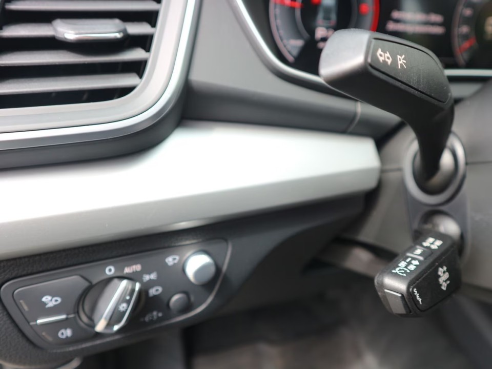 Audi Q5 40TDI quattro S tronic - foto 8