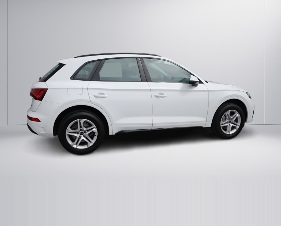 Audi Q5 40TDI quattro S tronic (2)