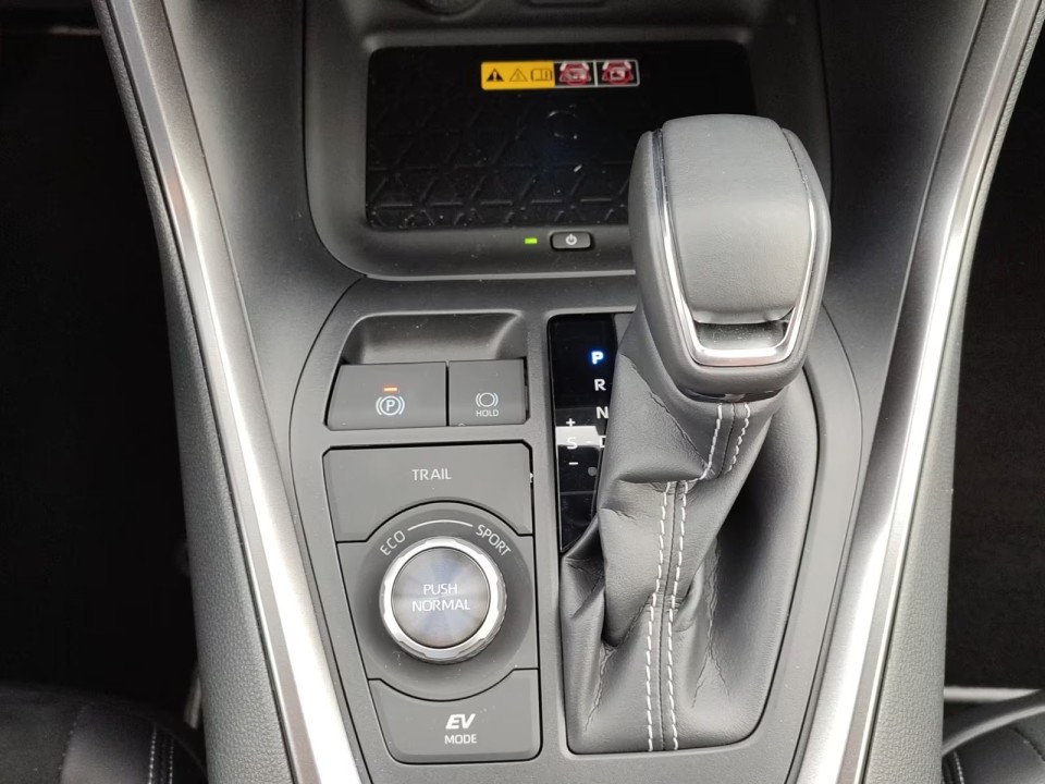 Toyota RAV4 HEV AWD - foto 14