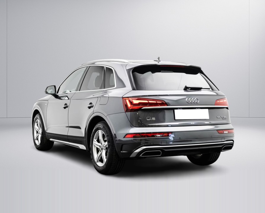 Audi Q5 55 TFSIe quattro S tronic (5)