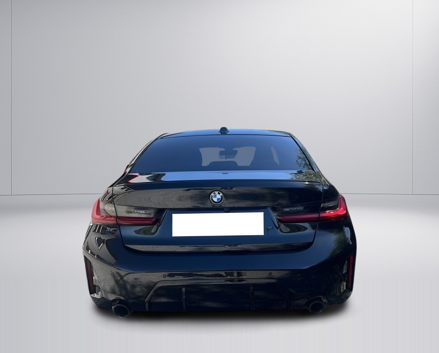 BMW Seria 3 330d xDrive M-Sport (3)
