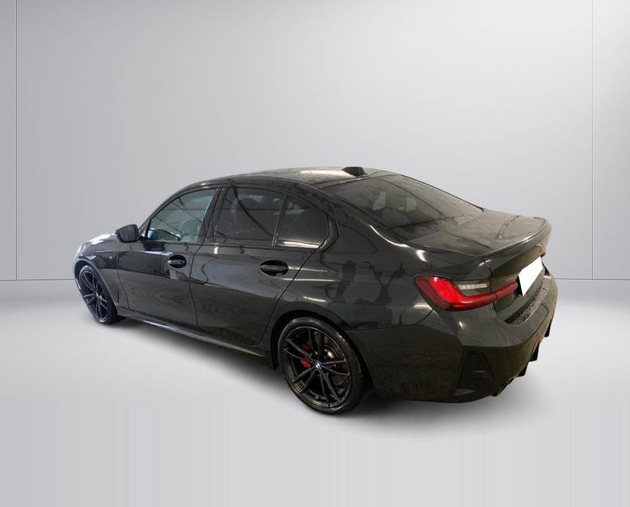 BMW Seria 3 330i M-Sport (3)
