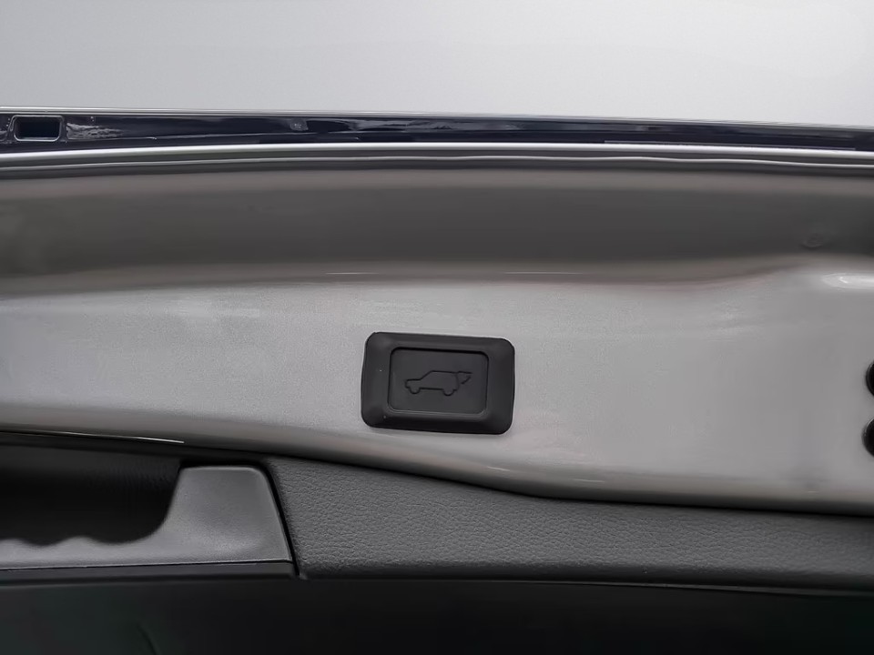 Toyota RAV4 HEV Style - foto 28
