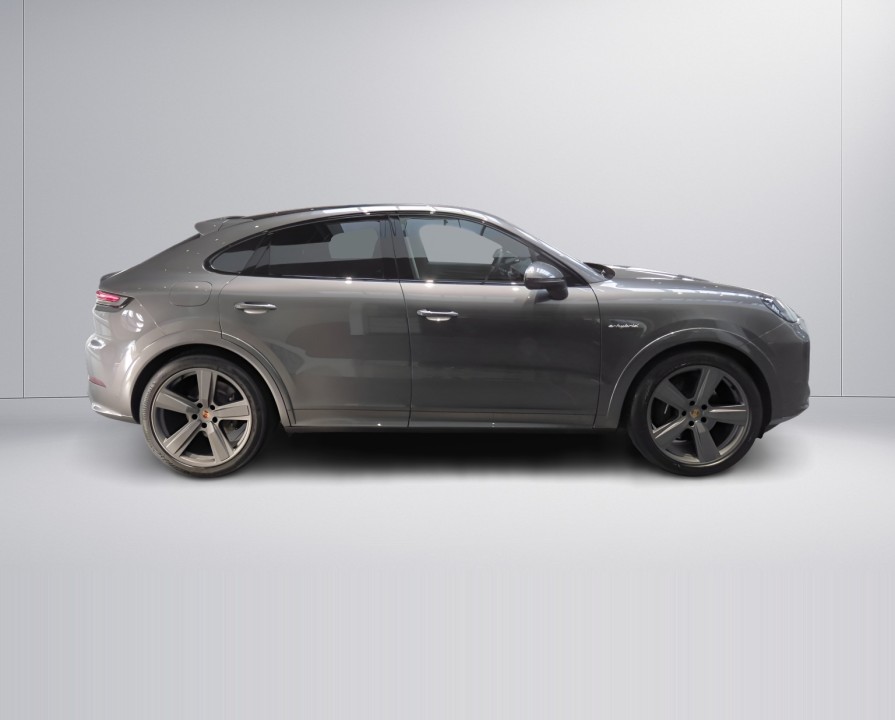 Porsche Cayenne Coupe E-Hybrid (2)