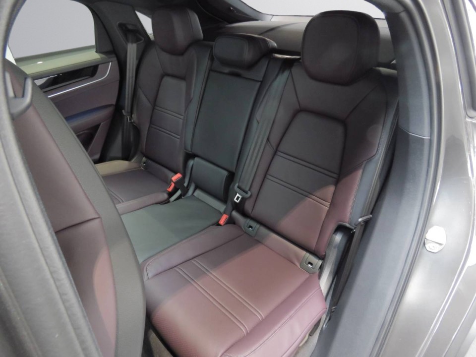 Porsche Cayenne Coupe E-Hybrid - foto 11