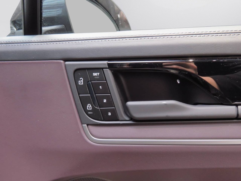 Porsche Cayenne Coupe E-Hybrid - foto 23