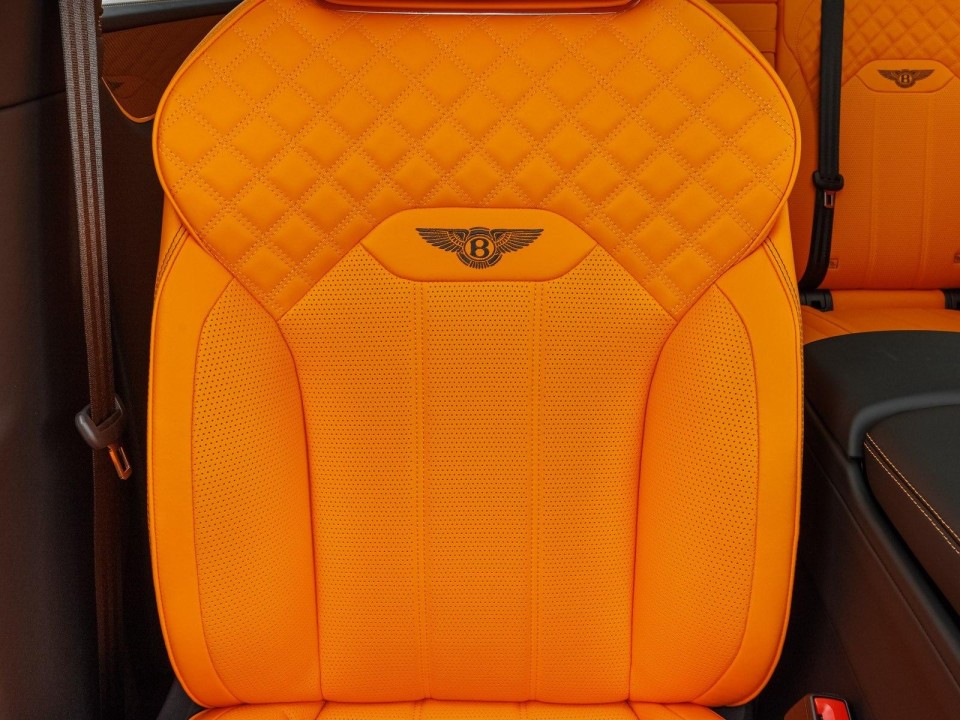 Bentley Bentayga S - foto 23