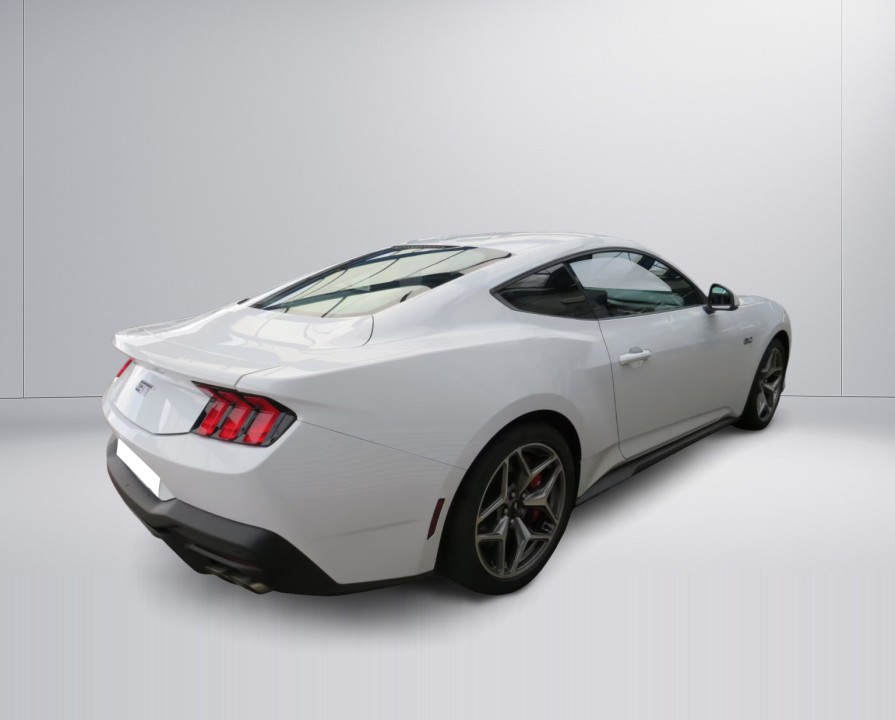 Ford Mustang GT (2)