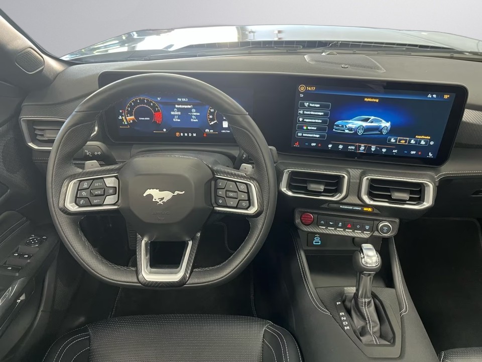 Ford Mustang GT - foto 11