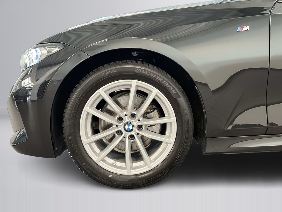 BMW Seria 3 320d - foto 16