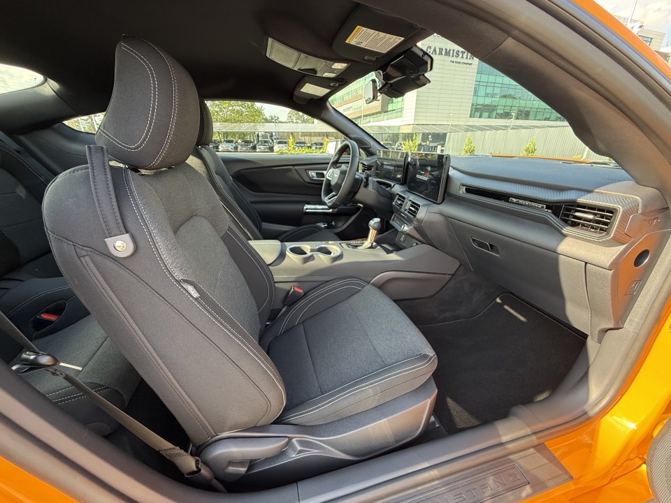 Ford Mustang EcoBoost Coupé - foto 15