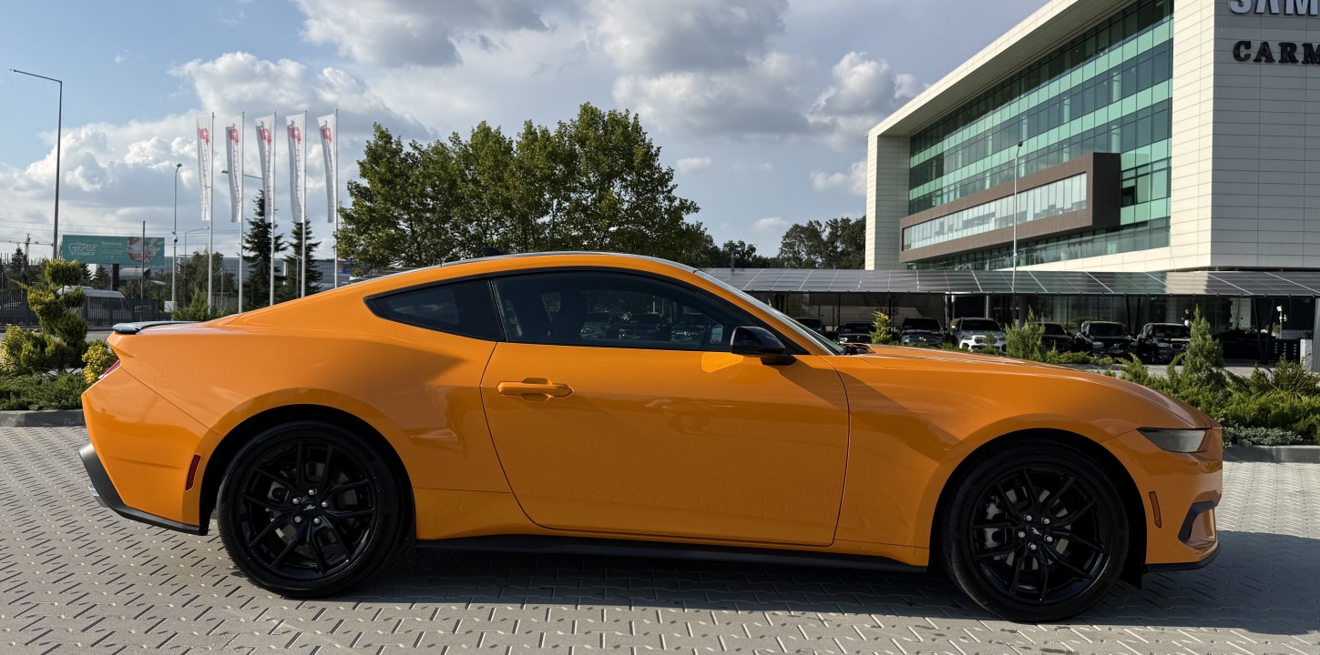 Ford Mustang EcoBoost Coupé (2)