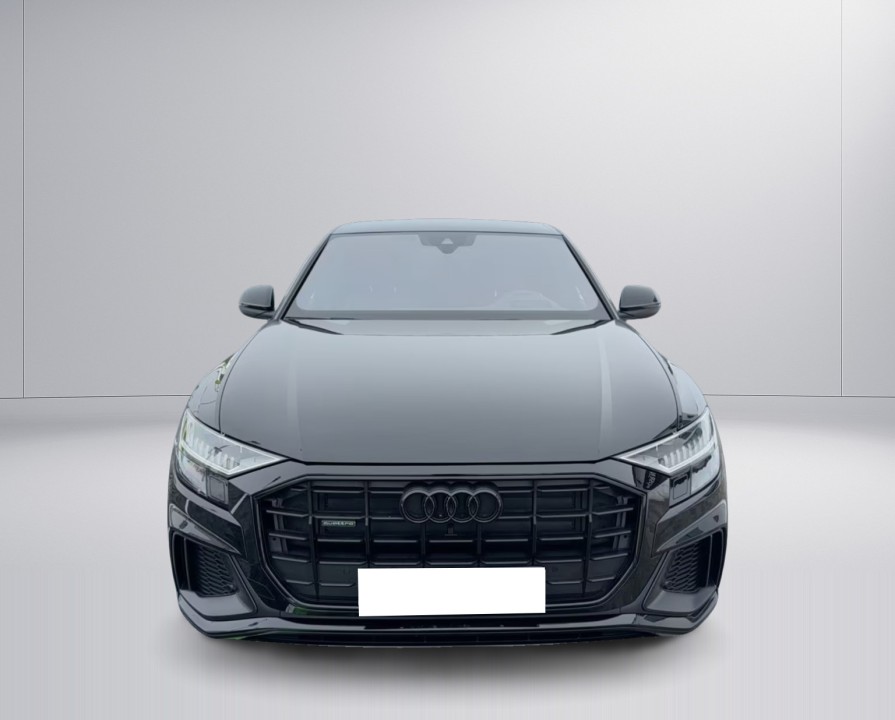 Audi Q8 45TDI quattro tiptronic (2)
