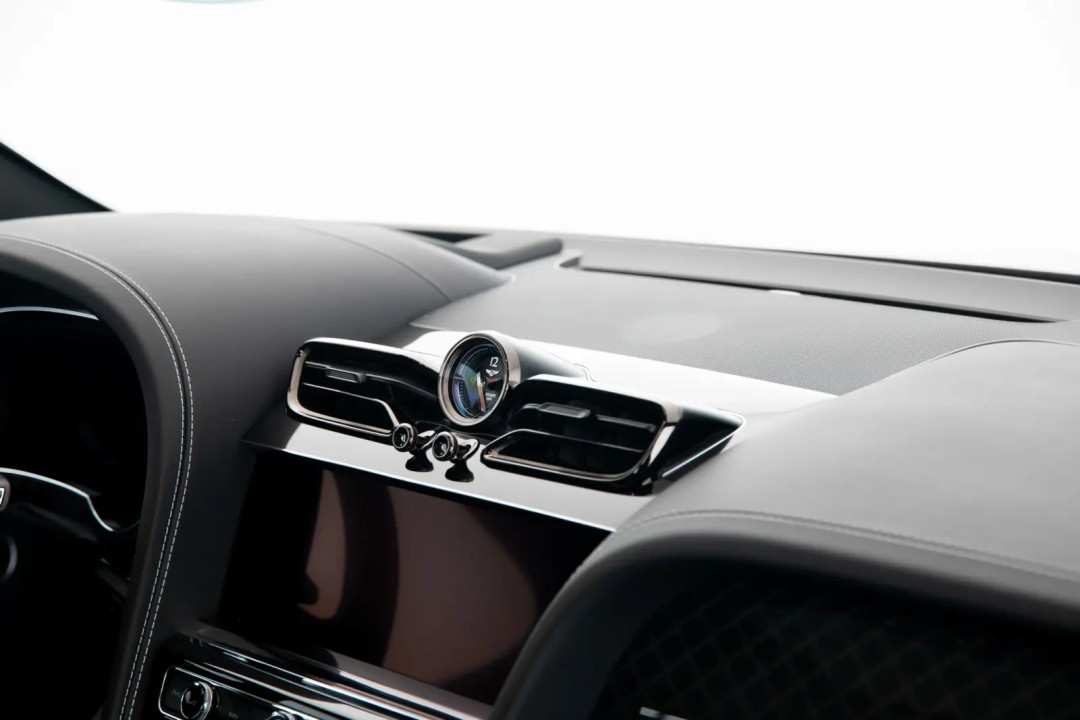 Bentley Bentayga S Black Edition - foto 20