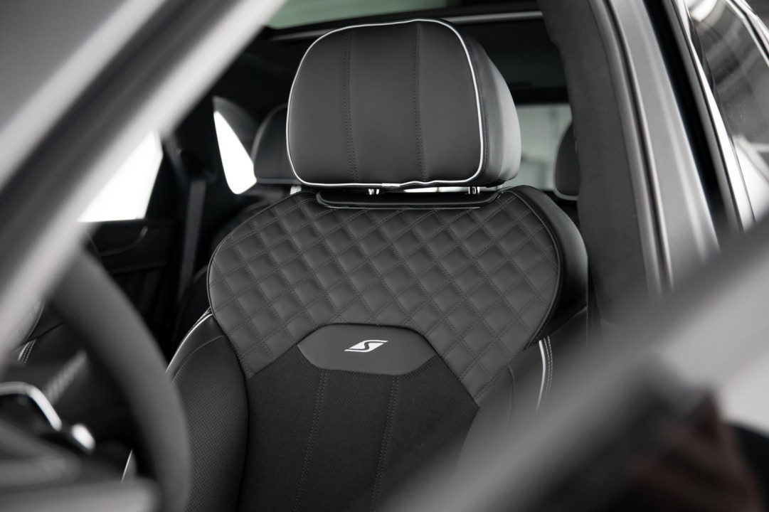 Bentley Bentayga S Black Edition - foto 15