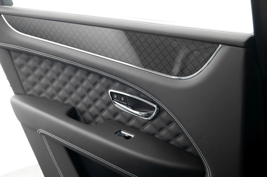 Bentley Bentayga S Black Edition - foto 25