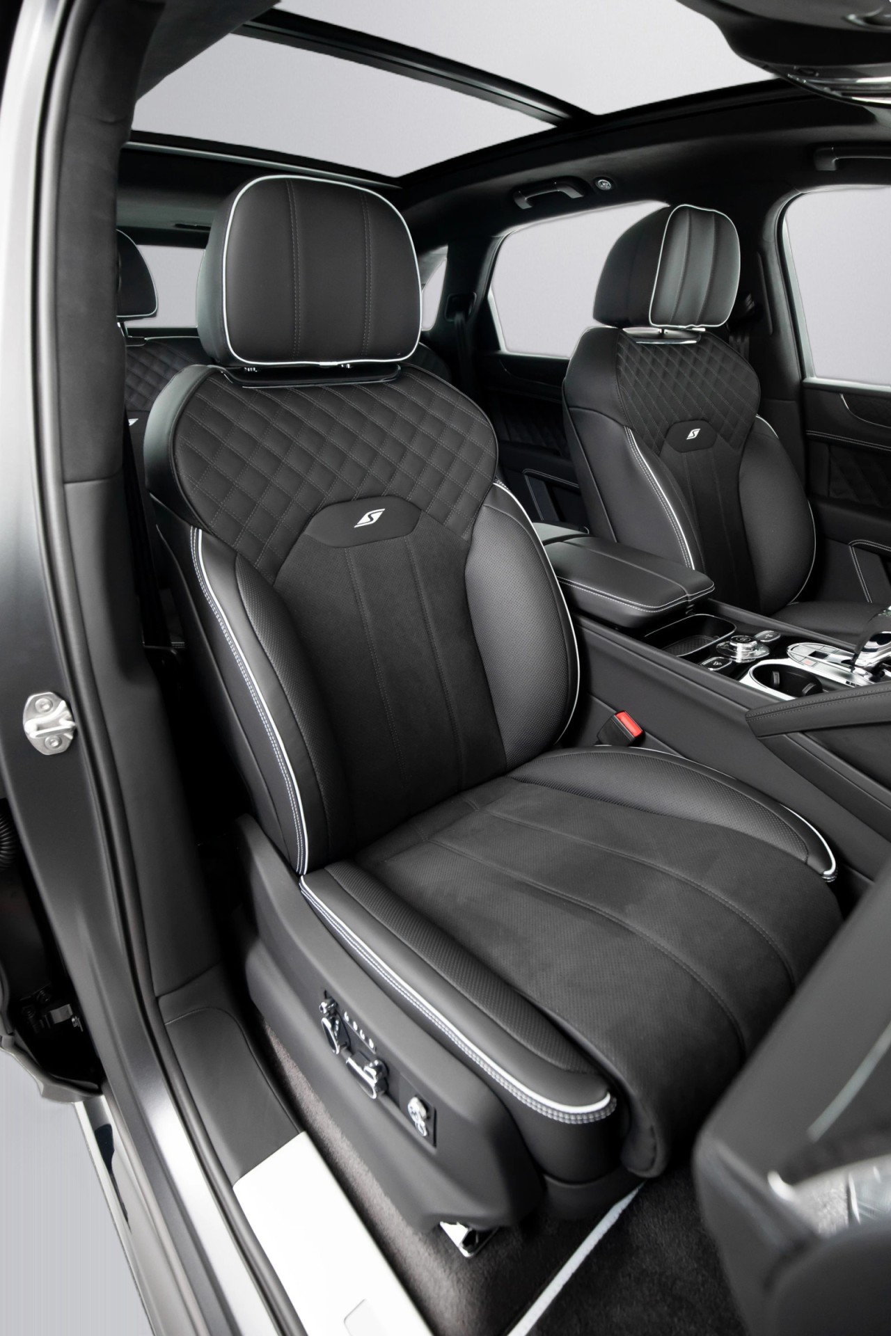 Bentley Bentayga S Black Edition - foto 8