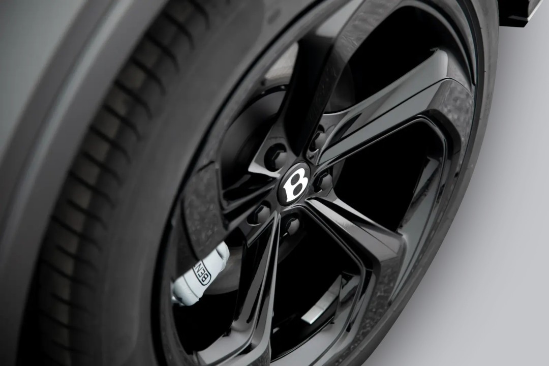 Bentley Bentayga S Black Edition - foto 38
