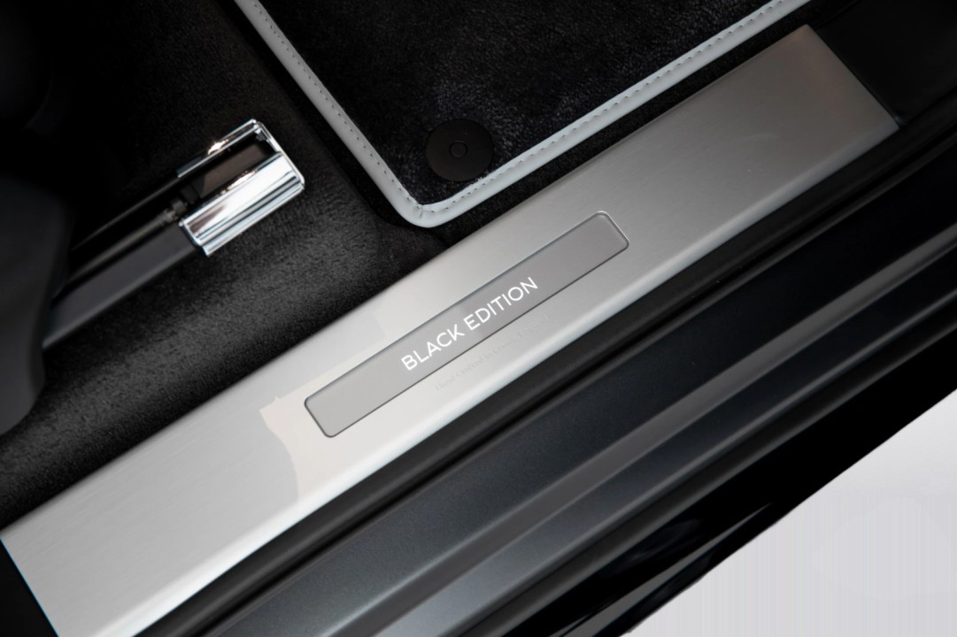 Bentley Bentayga S Black Edition - foto 29