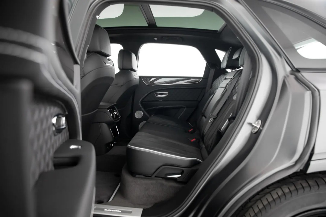 Bentley Bentayga S Black Edition - foto 7