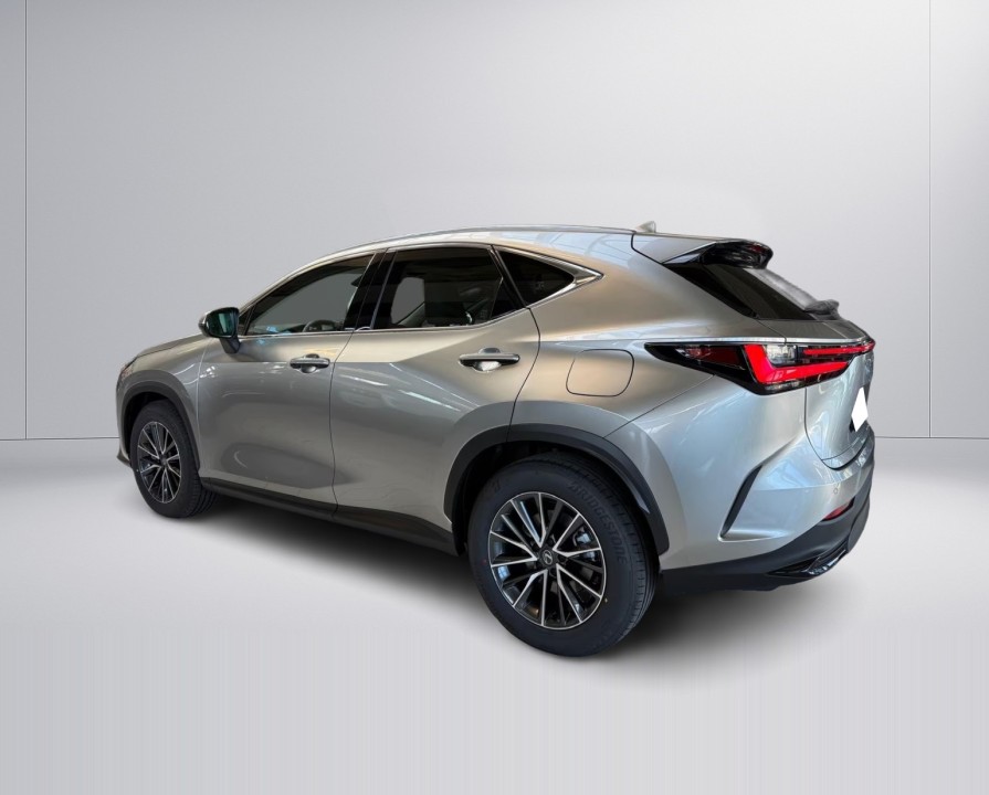 Lexus Seria NX 450h+ AWD Executive - foto 8