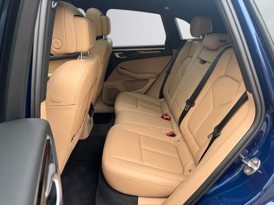 Porsche Macan - foto 23