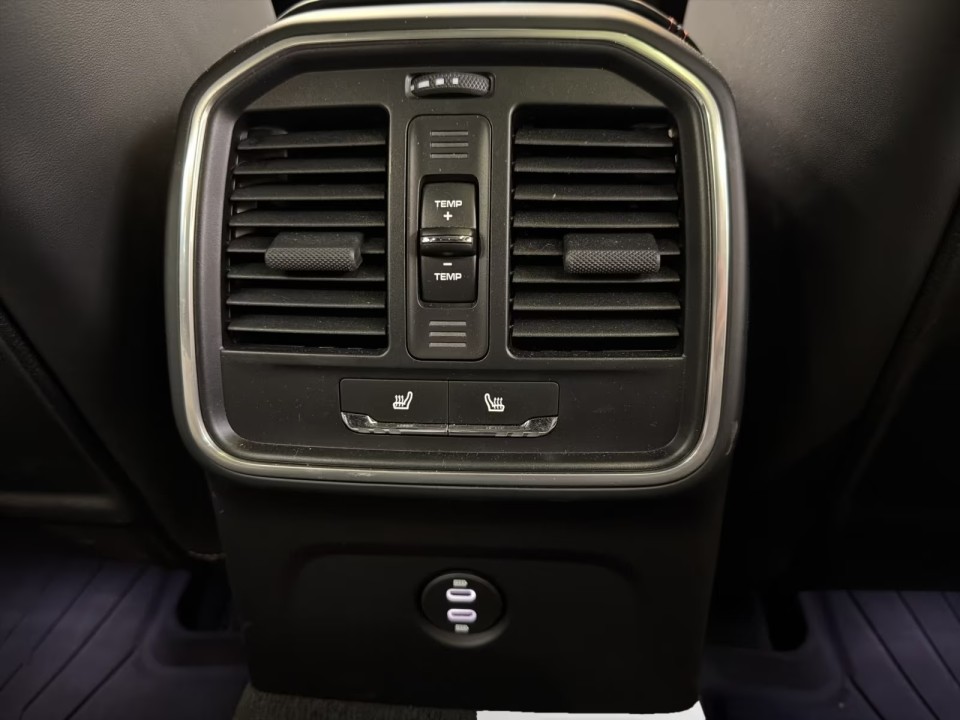 Porsche Macan - foto 12