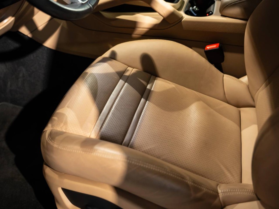 Porsche Cayenne Coupe E-Hybrid Platinum Edition - foto 17