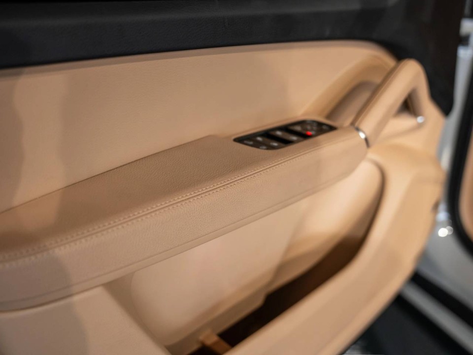 Porsche Cayenne Coupe E-Hybrid Platinum Edition - foto 24