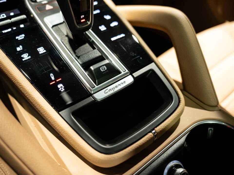 Porsche Cayenne Coupe E-Hybrid Platinum Edition - foto 19