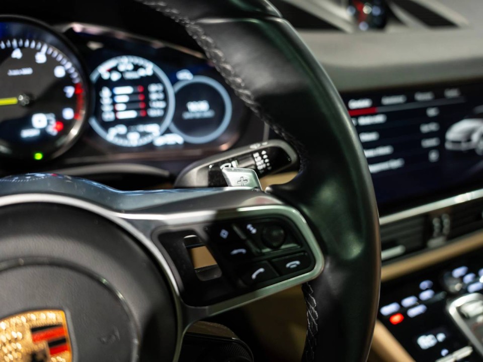 Porsche Cayenne Coupe E-Hybrid Platinum Edition - foto 22