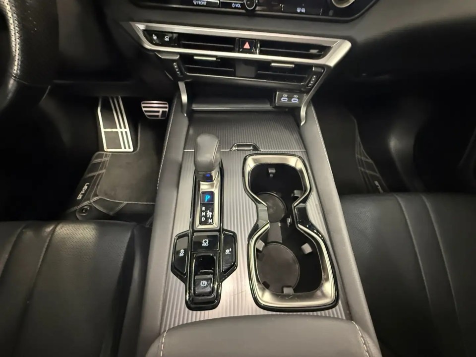 Lexus Seria RX 500h F-Sport - foto 12