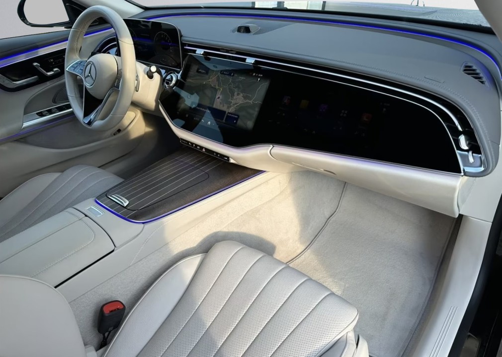 Mercedes-Benz E 300e Exclusive - foto 13