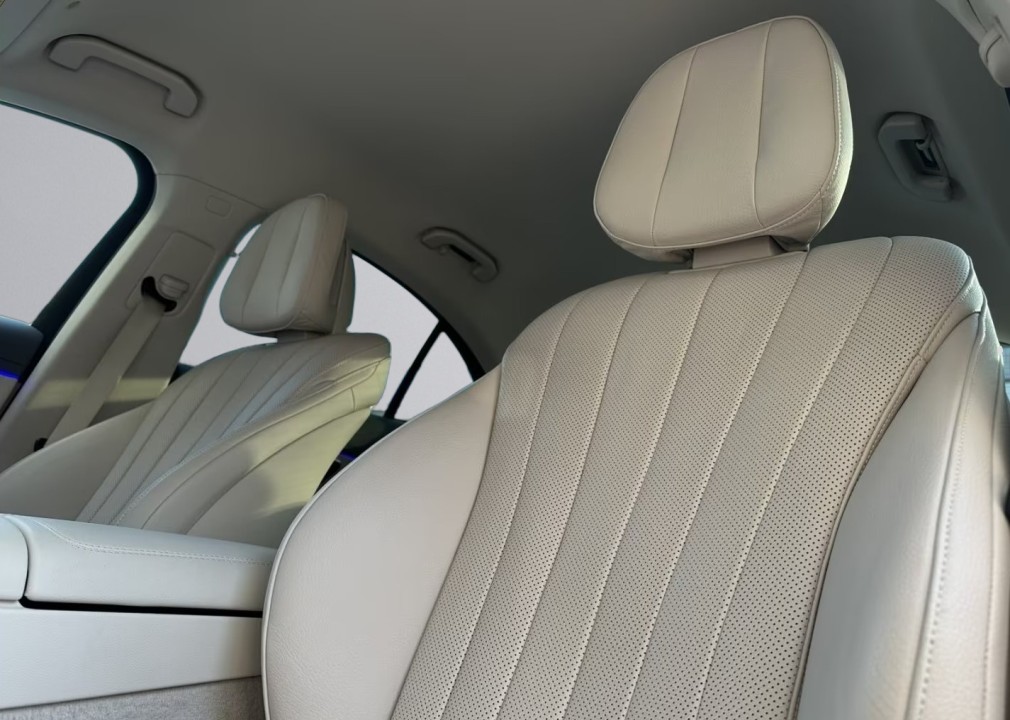 Mercedes-Benz E 300e Exclusive - foto 20