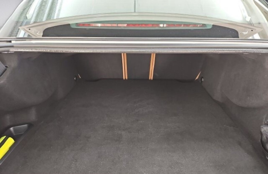 Mercedes-Benz E 300e AMG Line - foto 22