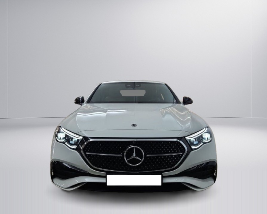 Mercedes-Benz E 300e AMG Line - foto 6