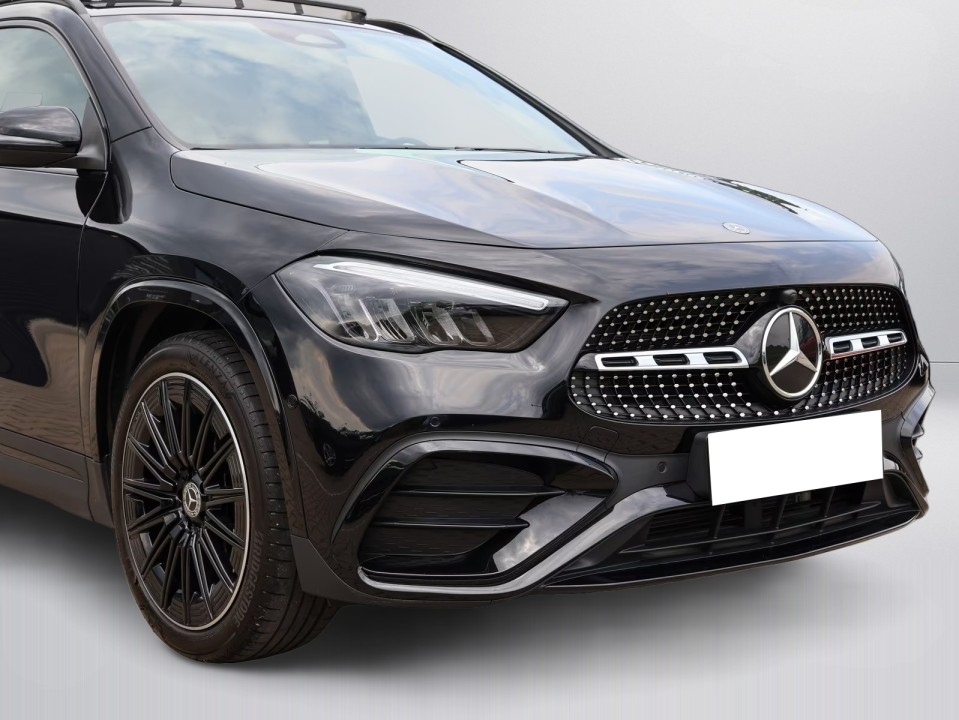 Mercedes-Benz GLA 200d 4MATIC AMG Line - foto 38