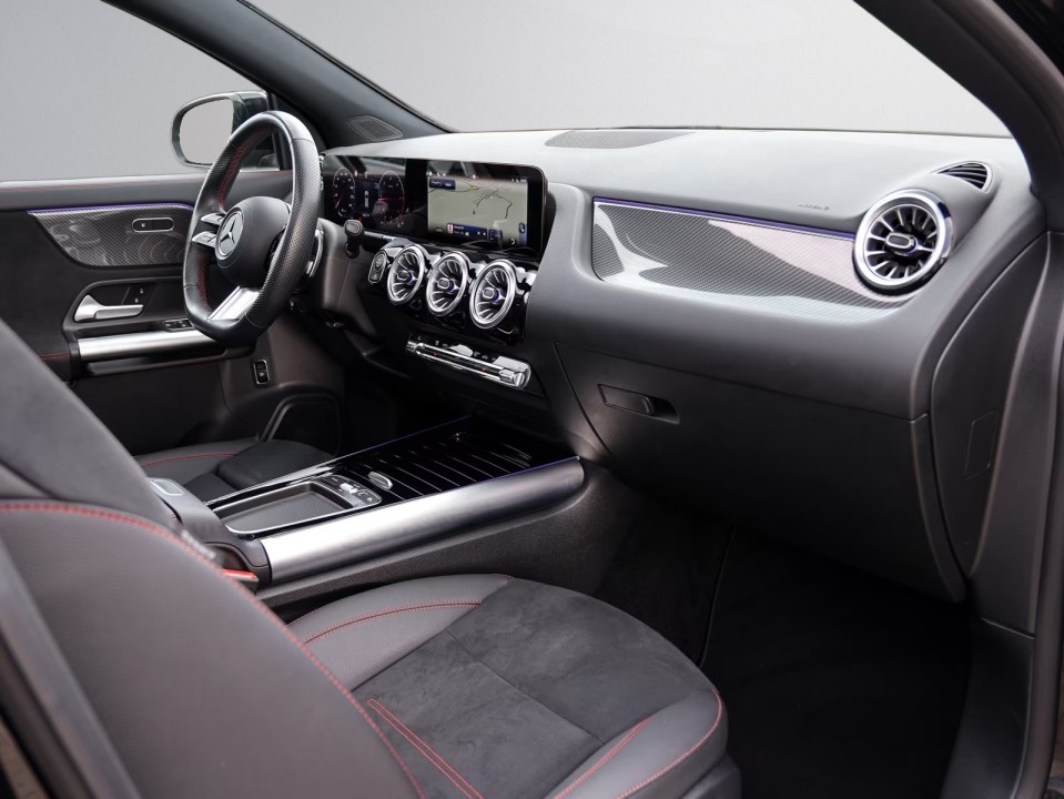 Mercedes-Benz GLA 200d 4MATIC AMG Line - foto 20