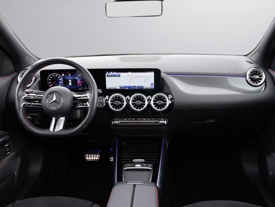 Mercedes-Benz GLA 200d 4MATIC AMG Line - foto 18