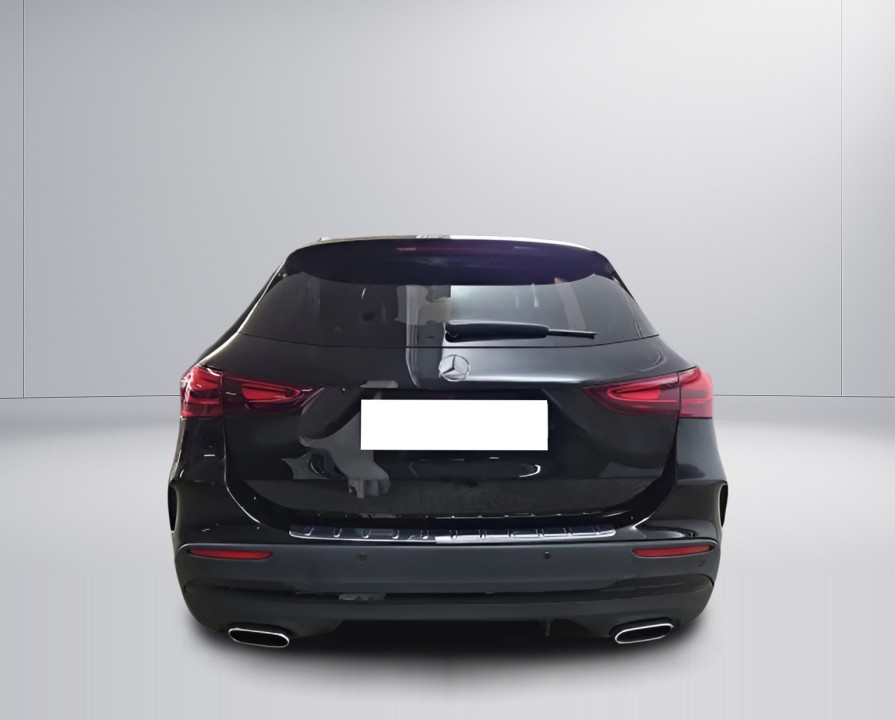 Mercedes-Benz GLA 250 4MATIC AMG Line (3)