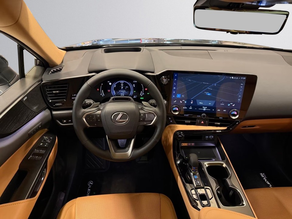 Lexus Seria NX 350h - foto 13
