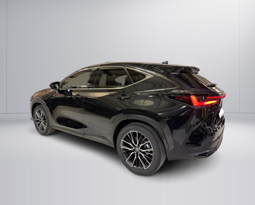 Lexus Seria NX 350h - foto 9