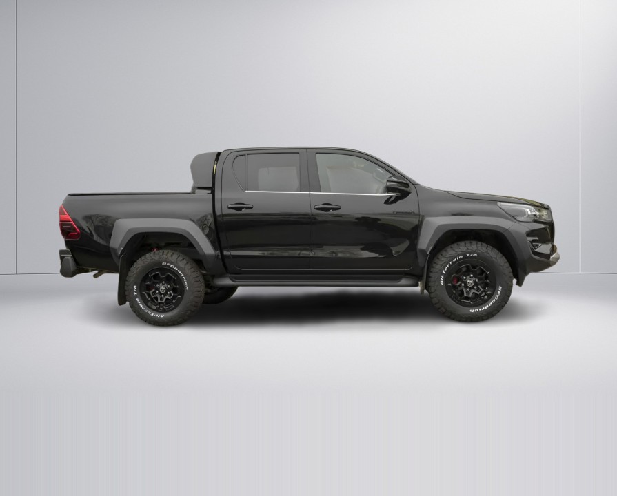 Toyota Hilux 2.8 D-4D Double Cab GR Sport (4)