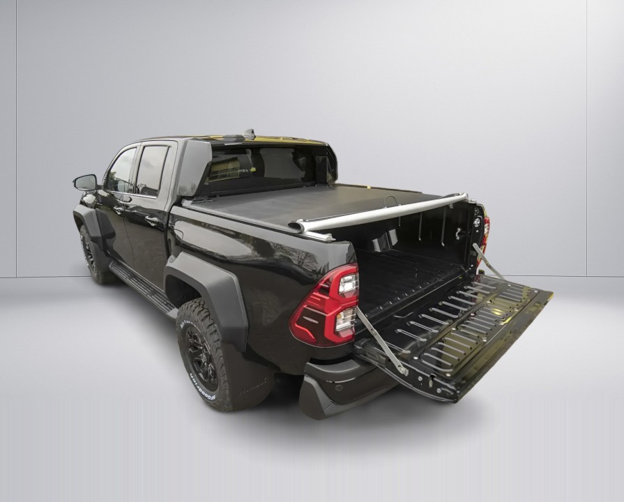 Toyota Hilux 2.8 D-4D Double Cab GR Sport (5)