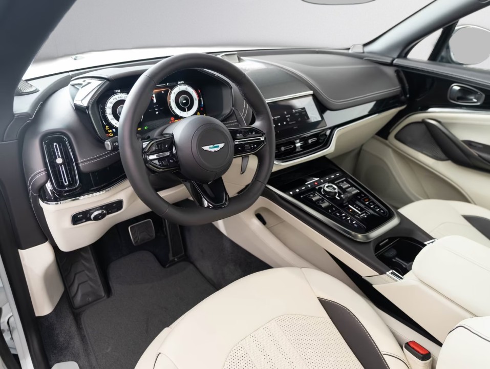 Aston Martin DBX - foto 6
