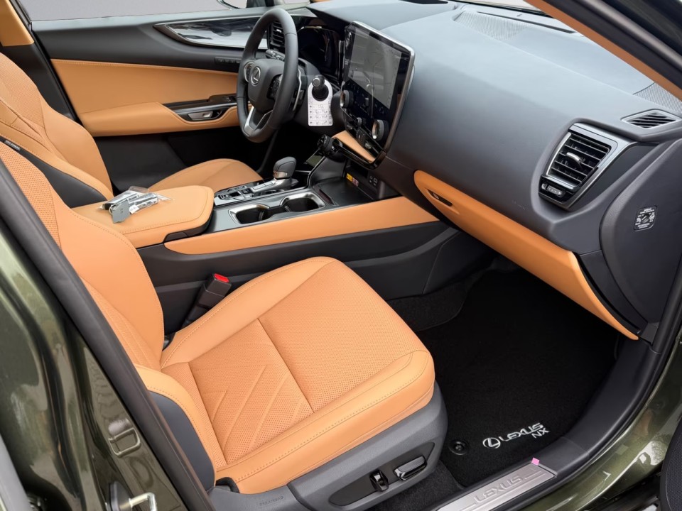 Lexus Seria NX 450 h+ Executive - foto 14