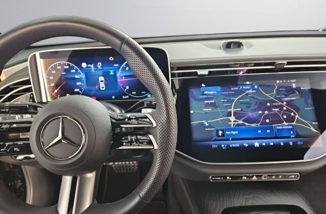 Mercedes-Benz E 220d 4MATIC AMG - foto 14