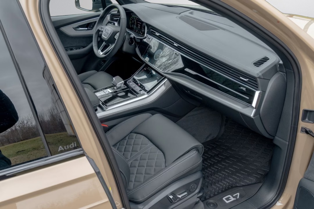Audi Q7 60 TFSIe quattro - foto 13