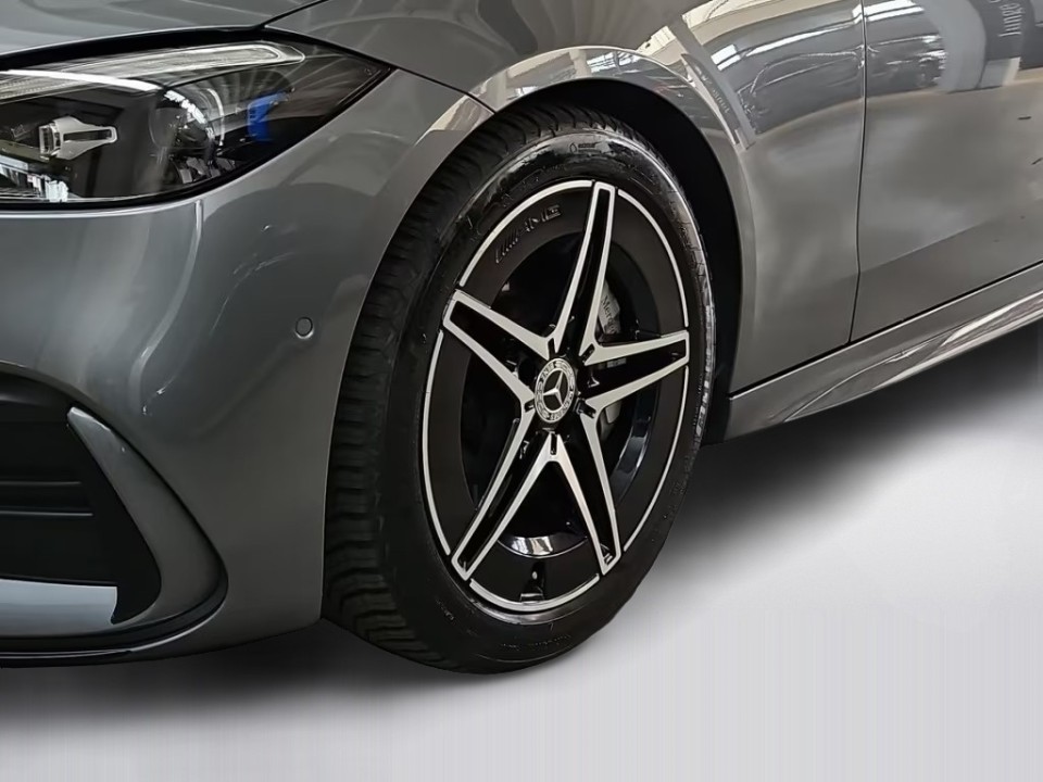 Mercedes-Benz C 300 4MATIC AMG - foto 20